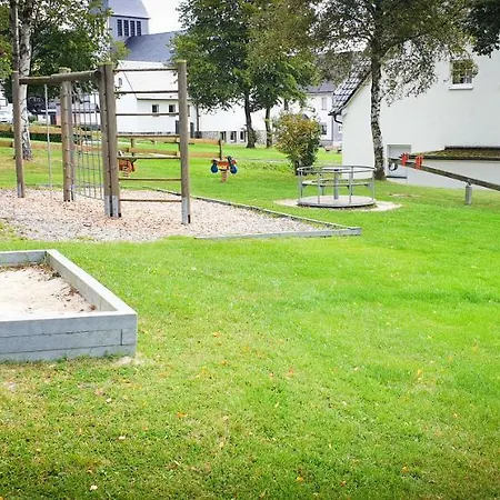 Riant Met Tuin - Neuenhagenstrasse 2