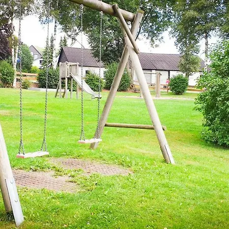 Riant Met Tuin - Neuenhagenstrasse 2 Daire *