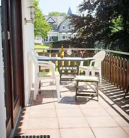 Riant Met Tuin - Neuenhagenstrasse 2 Daire